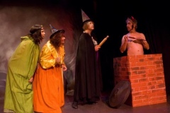 WyrdSisters-44